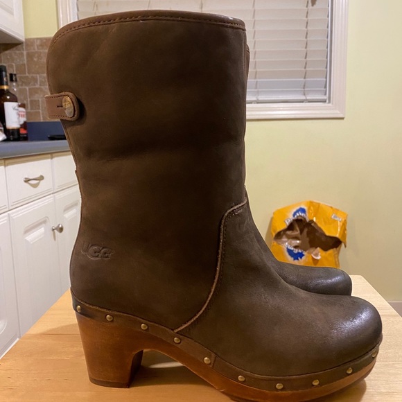 UGG Shoes - Ugg Lynnea boots